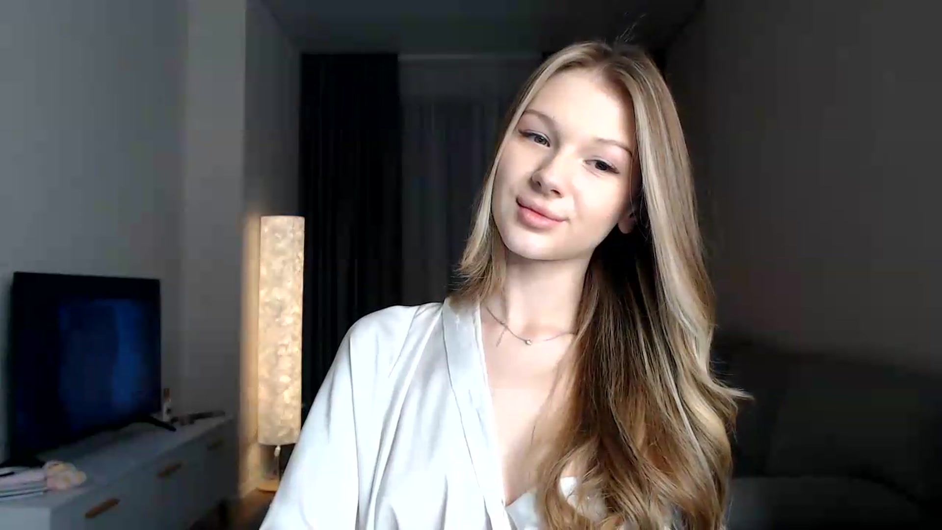 Gallery image thumbnail from CuteBlonde's myfreecams stream on, 08/06/2026, 23:41 image 12 of 20