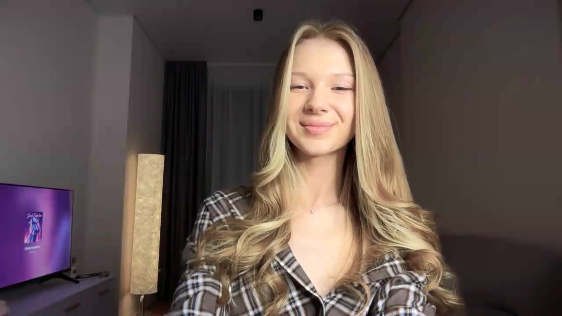 Gallery image thumbnail from CuteBlonde's myfreecams stream on, 08/13/2026, 01:41 image 5 of 20