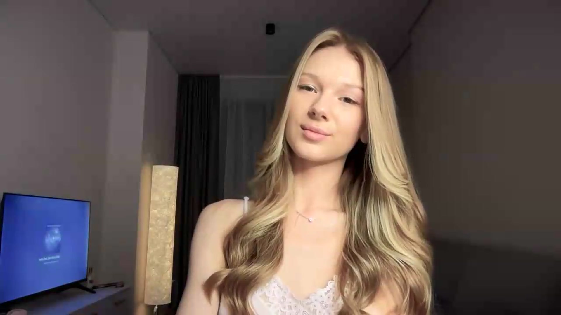 Gallery image thumbnail from CuteBlonde's myfreecams stream on, 08/13/2026, 22:35 image 3 of 20