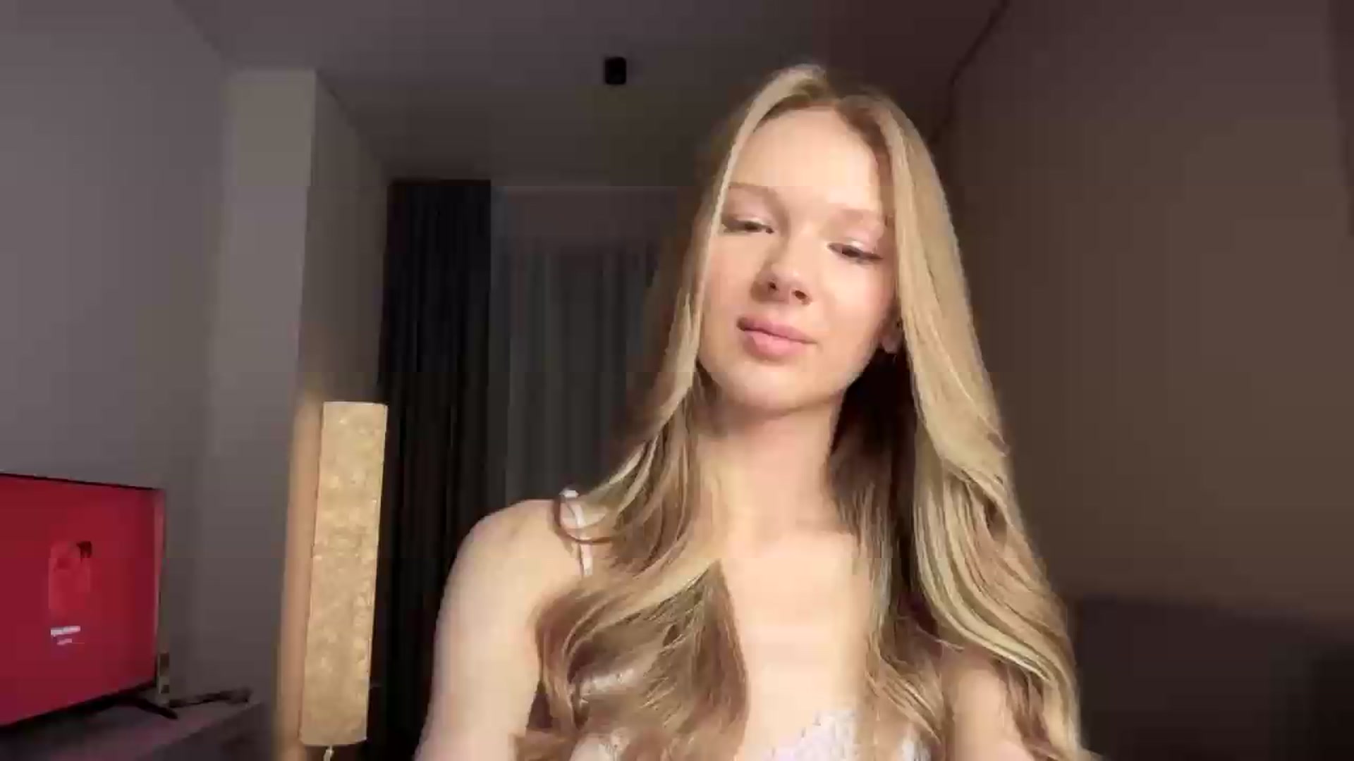Gallery image thumbnail from CuteBlonde's myfreecams stream on, 08/14/2026, 01:50 image 1 of 20