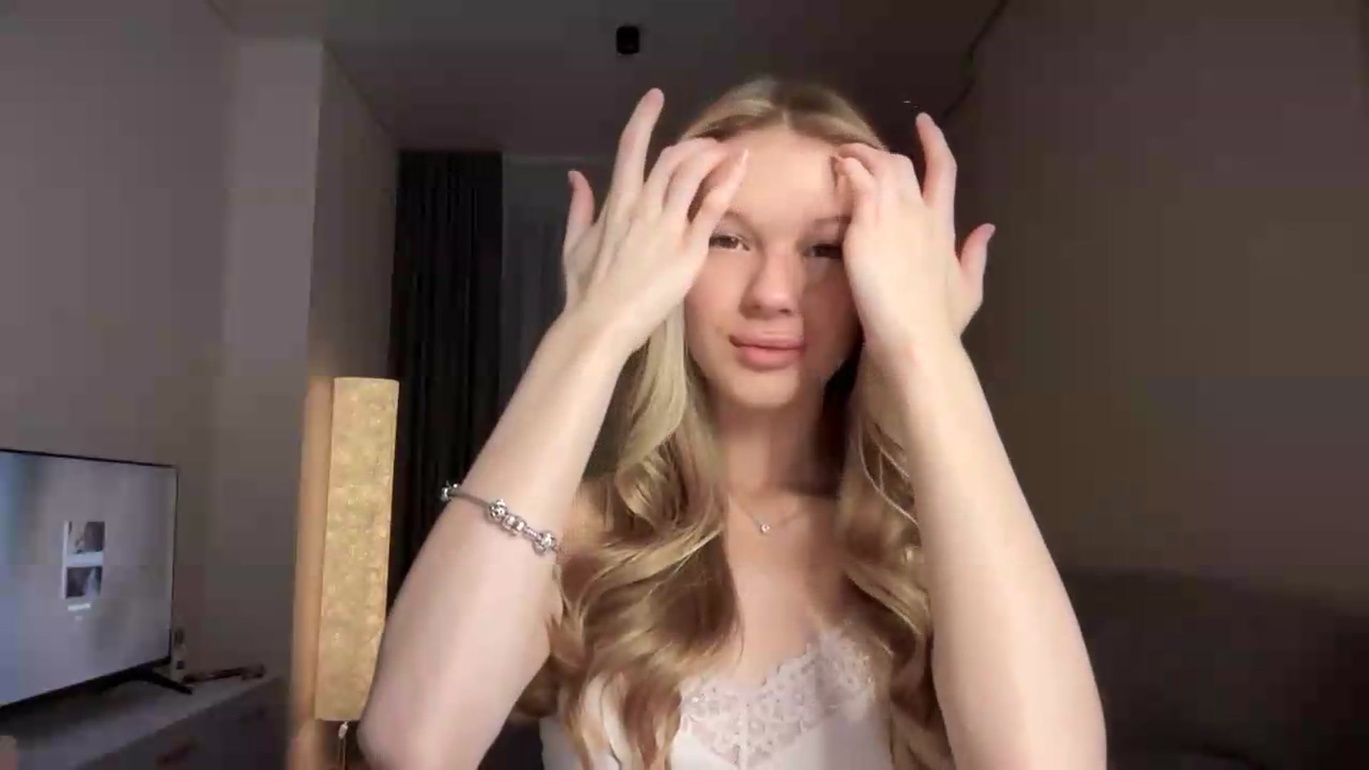 Gallery image thumbnail from CuteBlonde's myfreecams stream on, 08/14/2026, 01:50 image 3 of 20