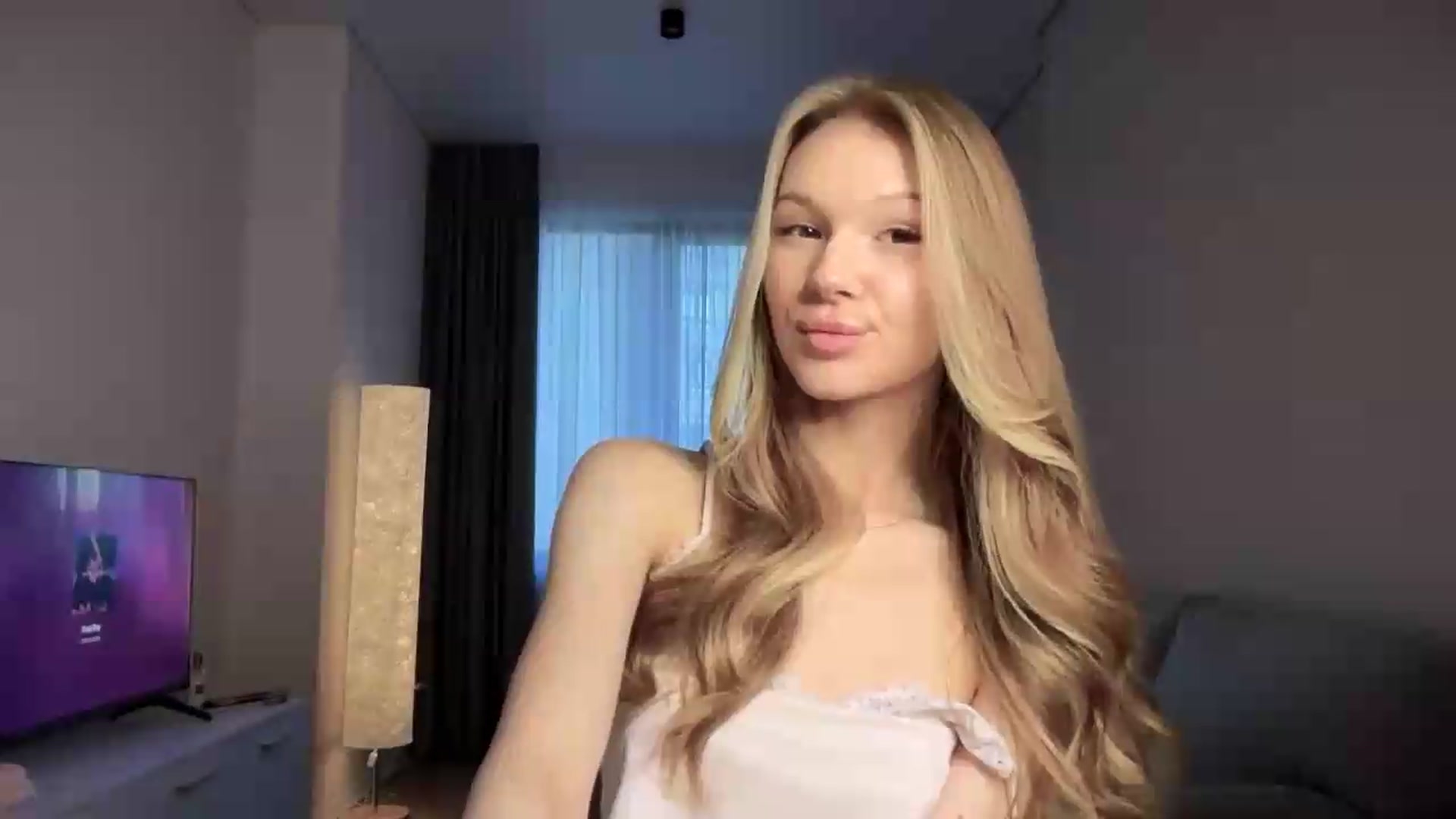 Gallery image thumbnail from CuteBlonde's myfreecams stream on, 08/14/2026, 03:13 image 20 of 20