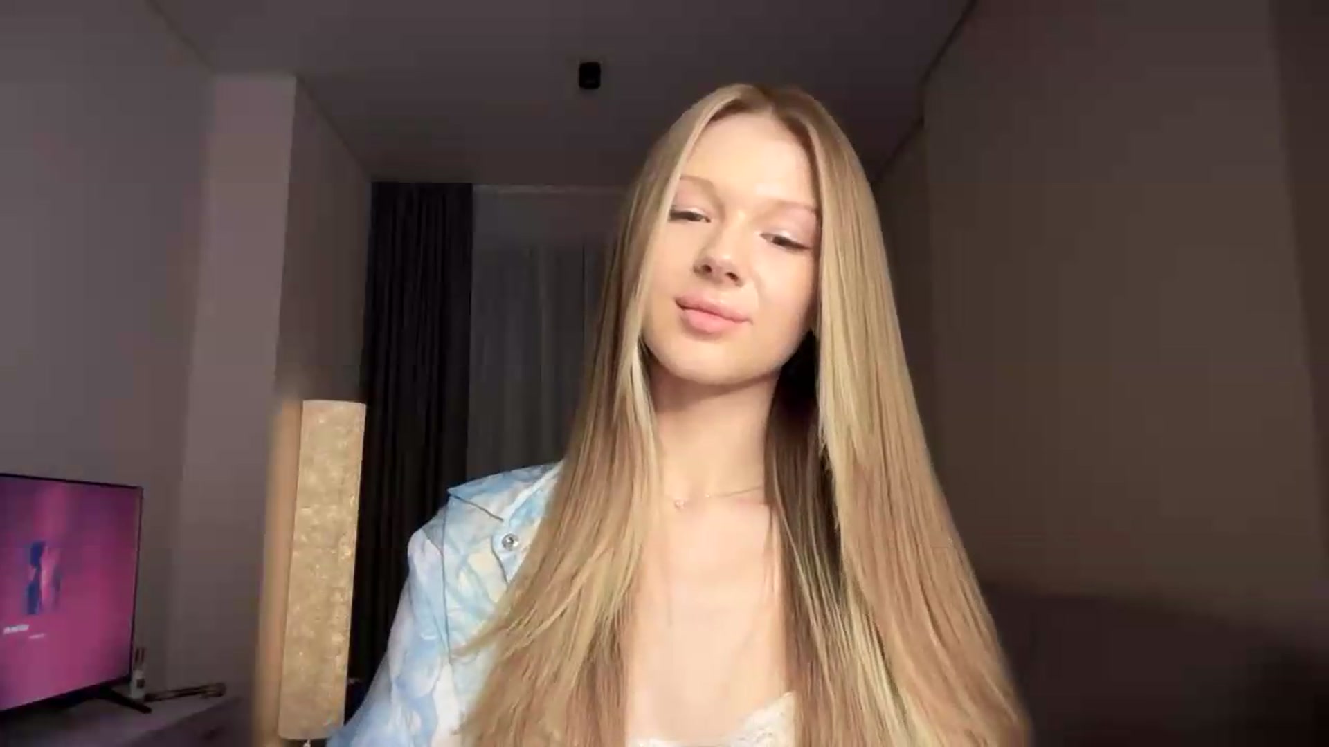 Gallery image thumbnail from CuteBlonde's myfreecams stream on, 08/15/2026, 02:39 image 2 of 20