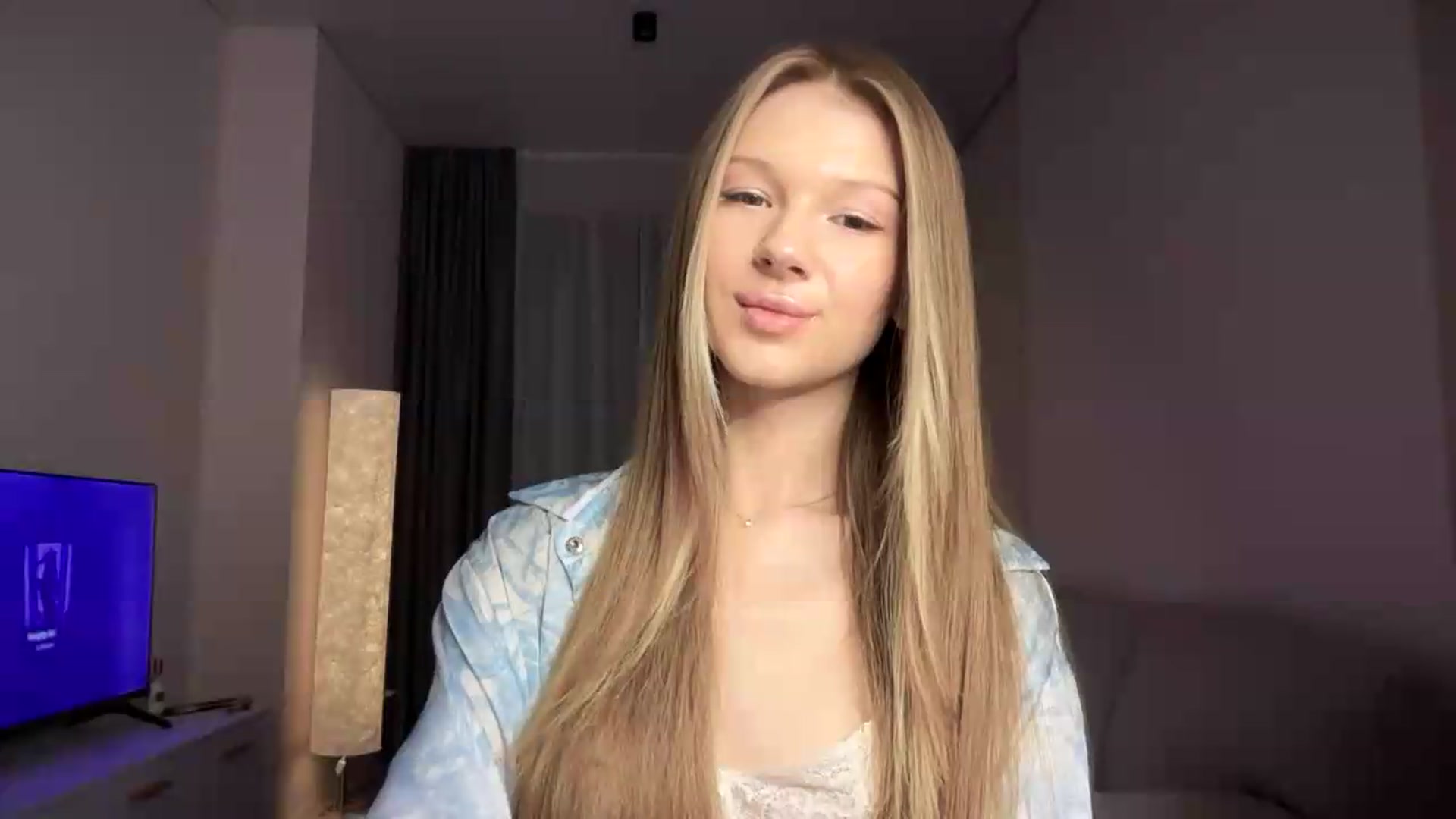 Gallery image thumbnail from CuteBlonde's myfreecams stream on, 08/15/2026, 02:39 image 12 of 20