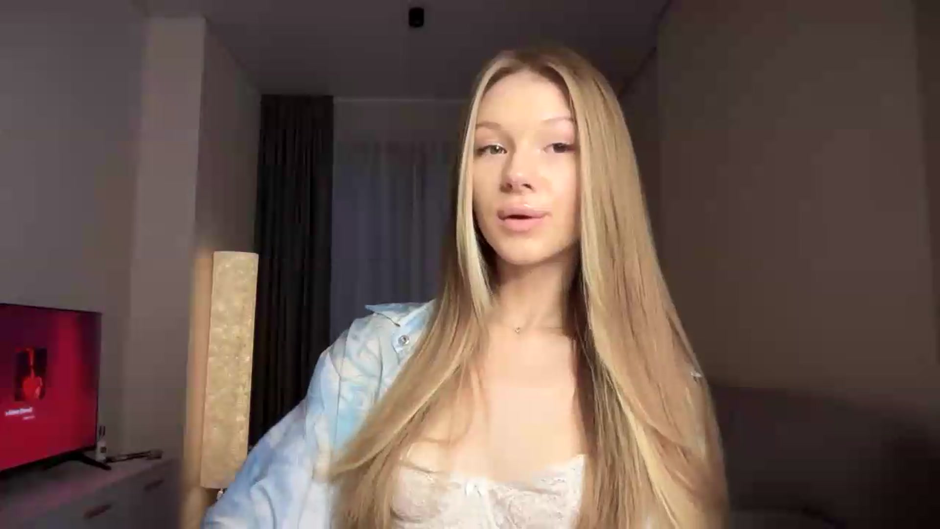 Gallery image thumbnail from CuteBlonde's myfreecams stream on, 08/15/2026, 02:39 image 19 of 20