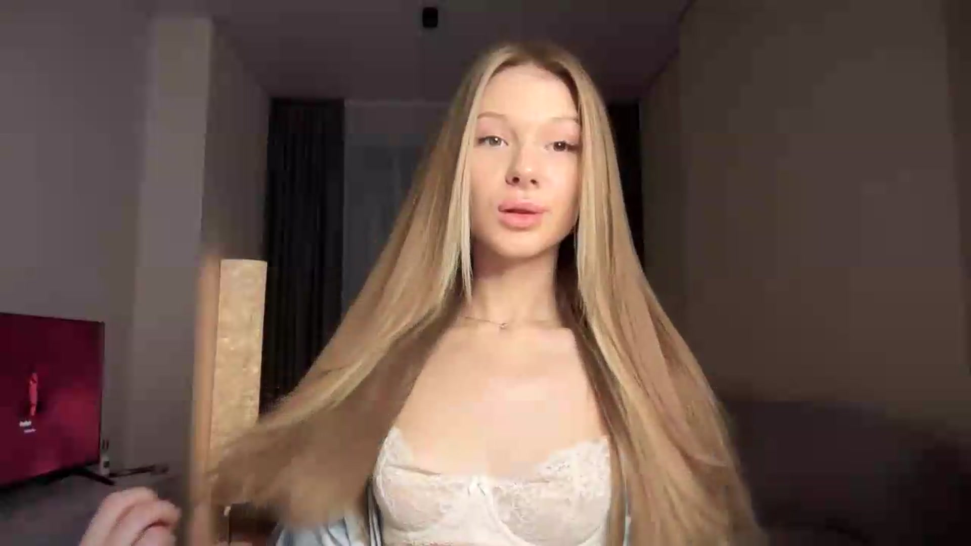 Gallery image thumbnail from CuteBlonde's myfreecams stream on, 08/15/2026, 02:39 image 15 of 20