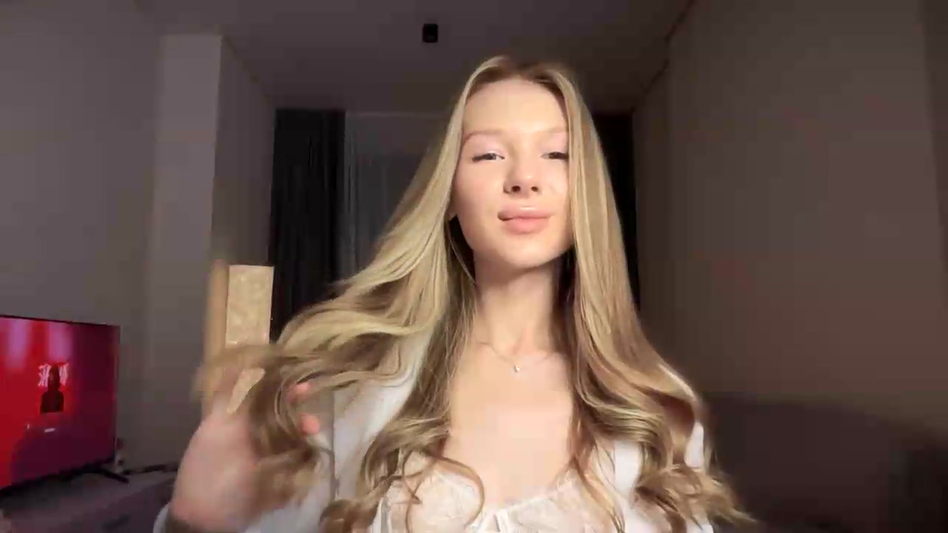 Gallery image thumbnail from CuteBlonde's myfreecams stream on, 08/16/2026, 02:24 image 2 of 20
