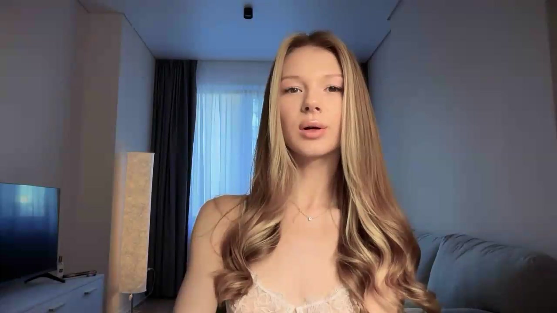 Gallery image thumbnail from CuteBlonde's myfreecams stream on, 08/16/2026, 04:28 image 9 of 20