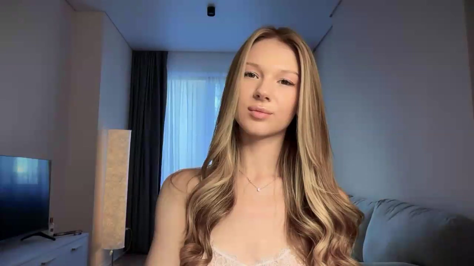 Gallery image thumbnail from CuteBlonde's myfreecams stream on, 08/16/2026, 04:28 image 3 of 20