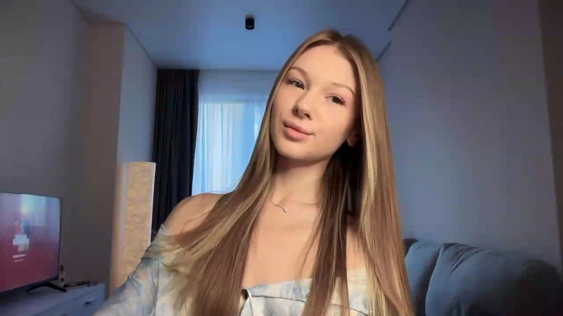 Gallery image thumbnail from CuteBlonde's myfreecams stream on, 08/17/2026, 04:55 image 12 of 20