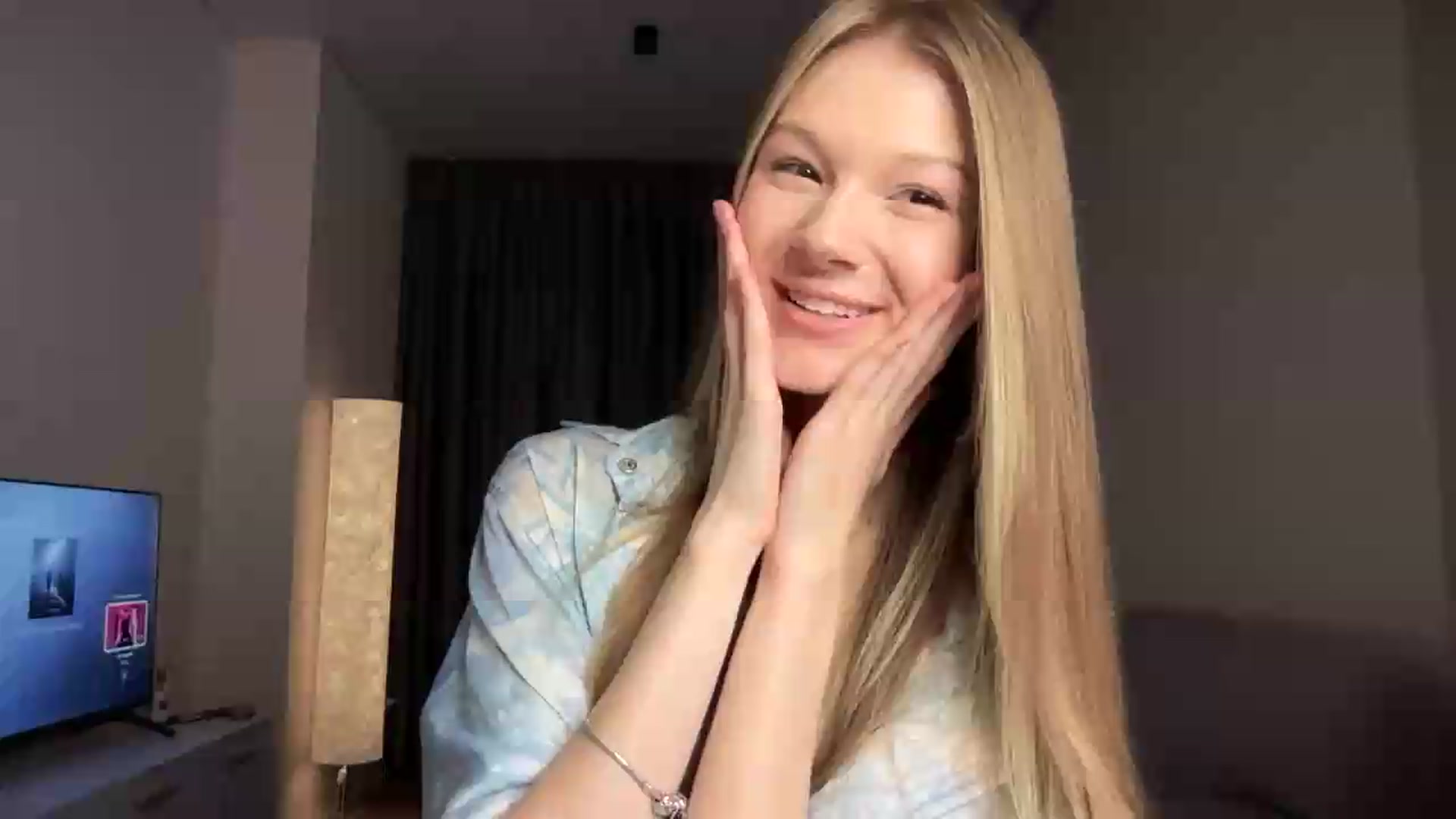 Gallery image thumbnail from CuteBlonde's myfreecams stream on, 08/17/2026, 06:49 image 14 of 20