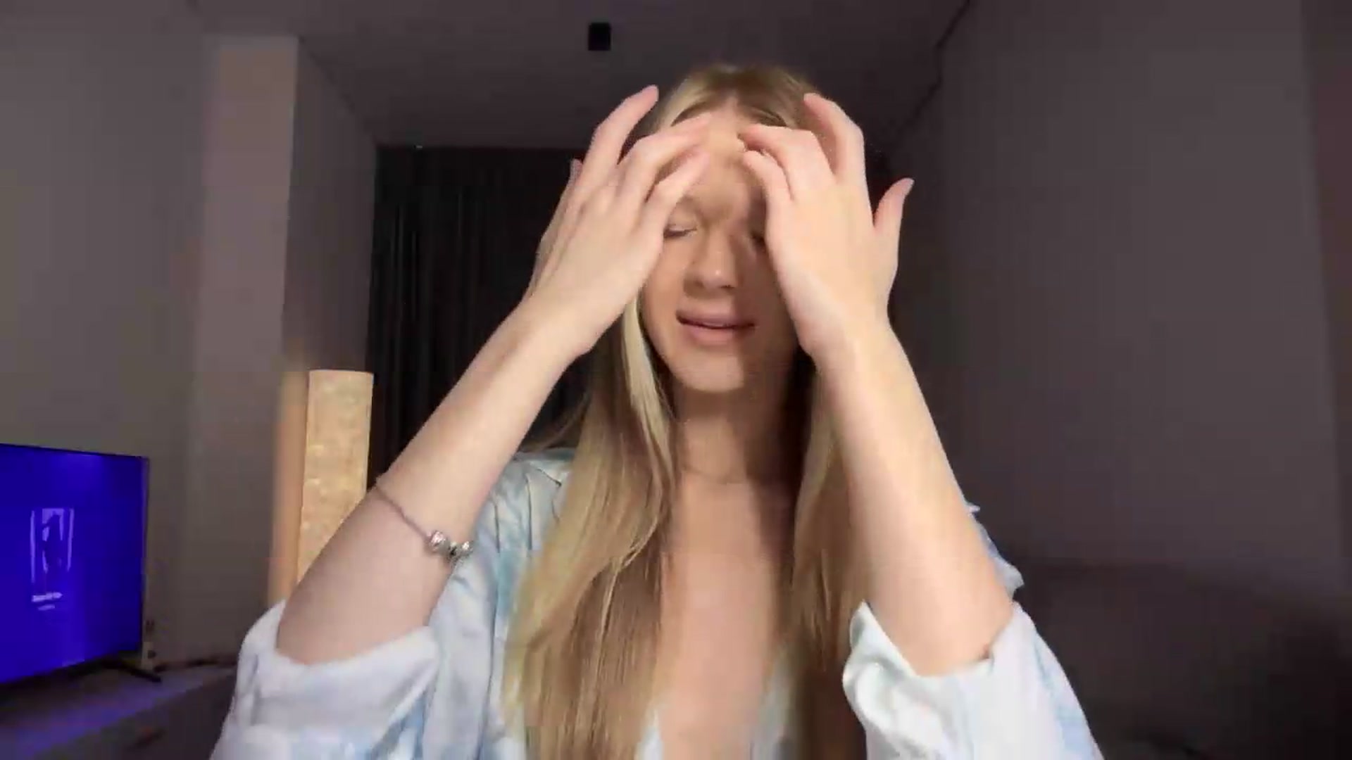 Gallery image thumbnail from CuteBlonde's myfreecams stream on, 08/17/2026, 06:49 image 15 of 20