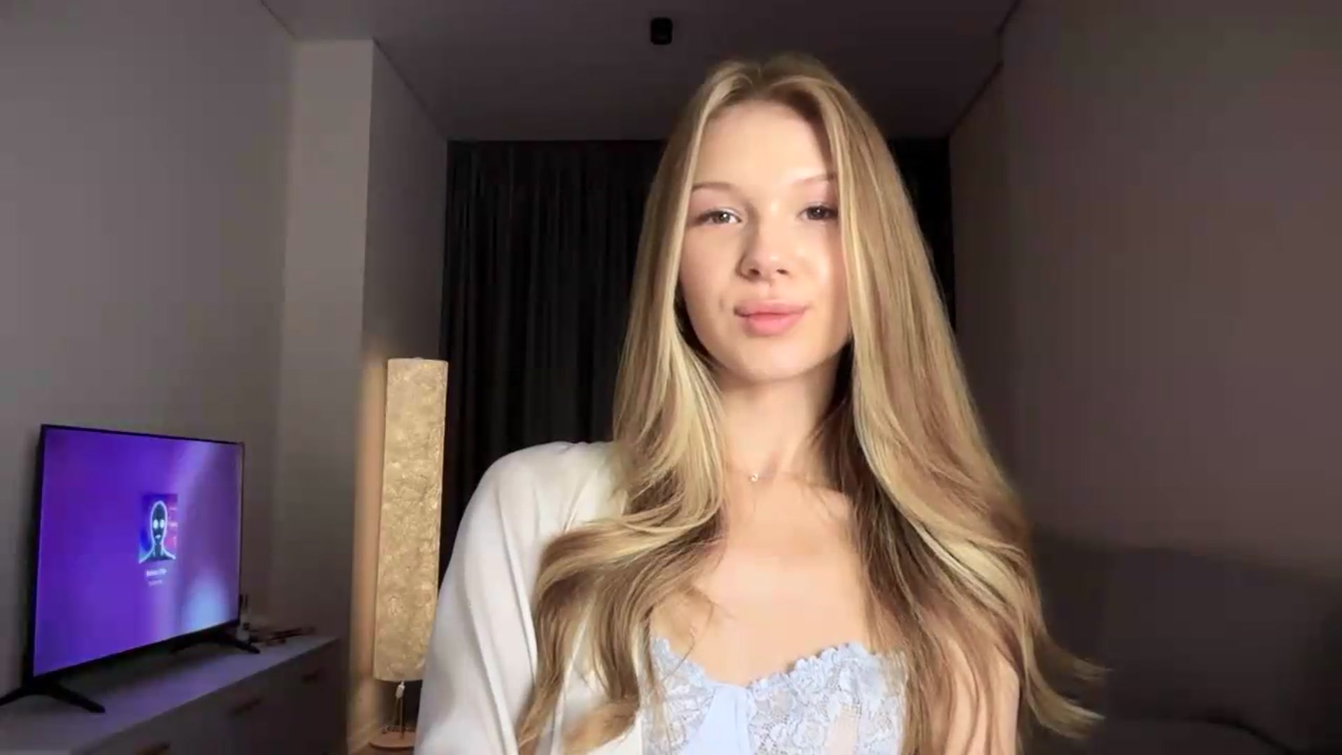 Gallery image thumbnail from CuteBlonde's myfreecams stream on, 08/28/2026, 05:52 image 2 of 20