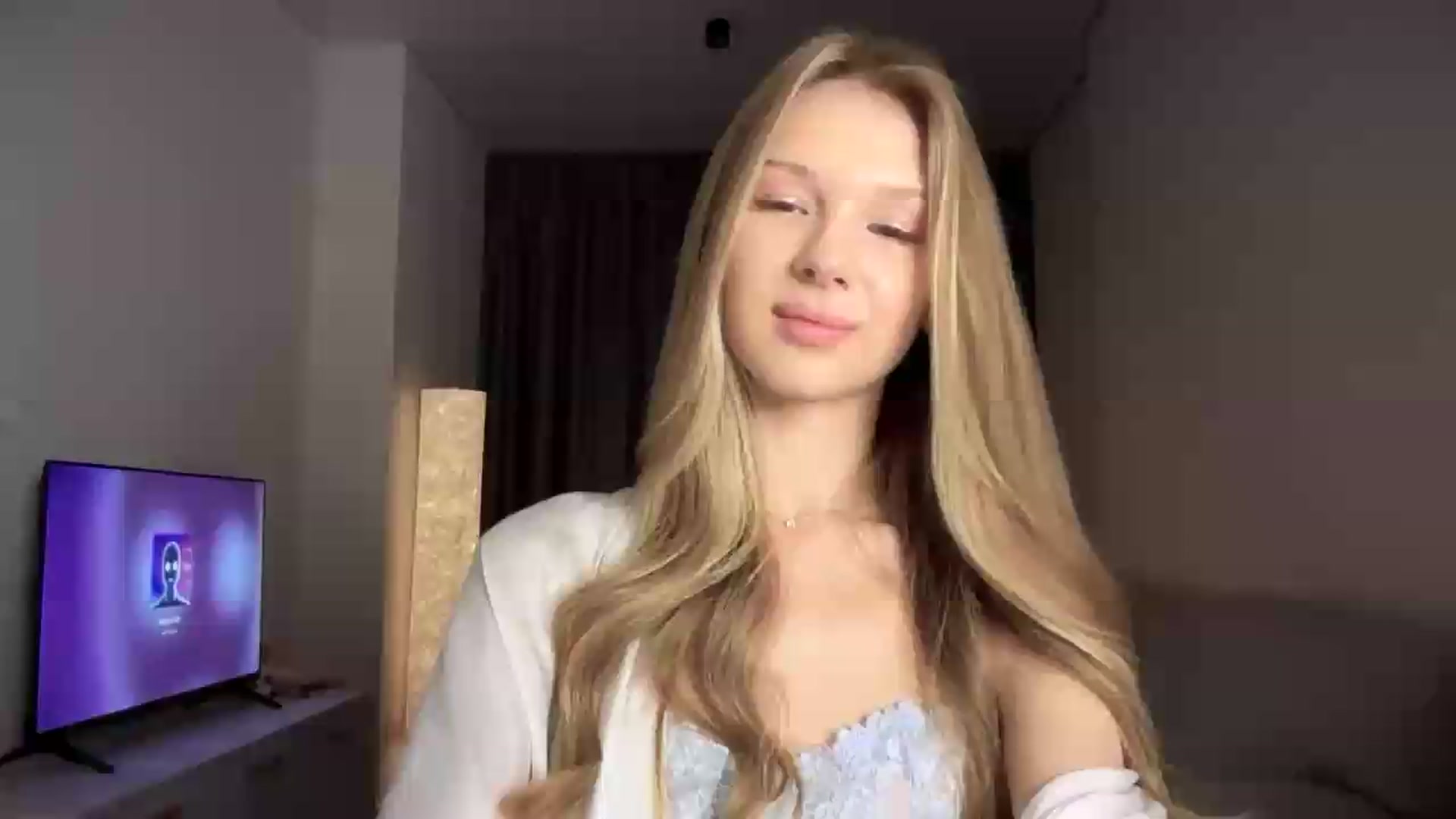 Gallery image thumbnail from CuteBlonde's myfreecams stream on, 08/28/2026, 05:52 image 1 of 20