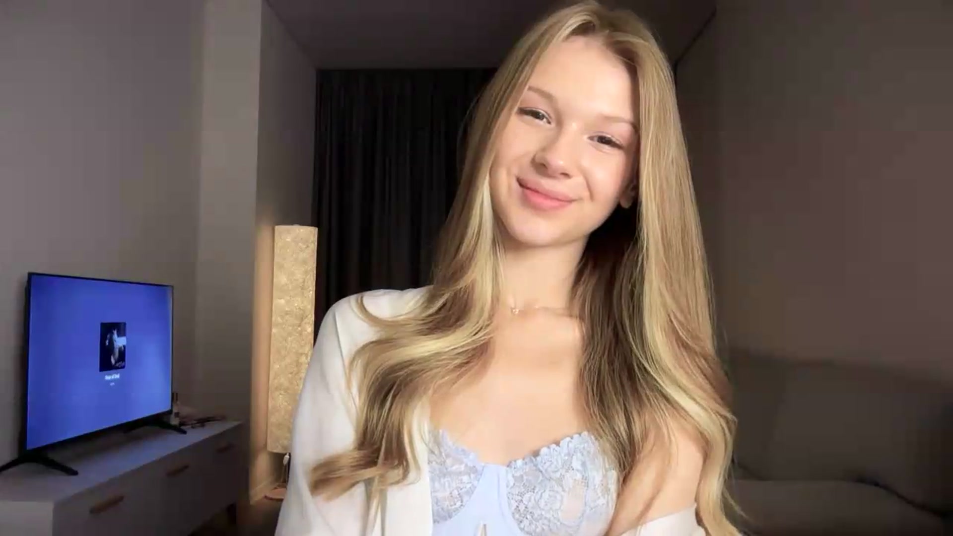 Gallery image thumbnail from CuteBlonde's myfreecams stream on, 08/28/2026, 05:52 image 8 of 20