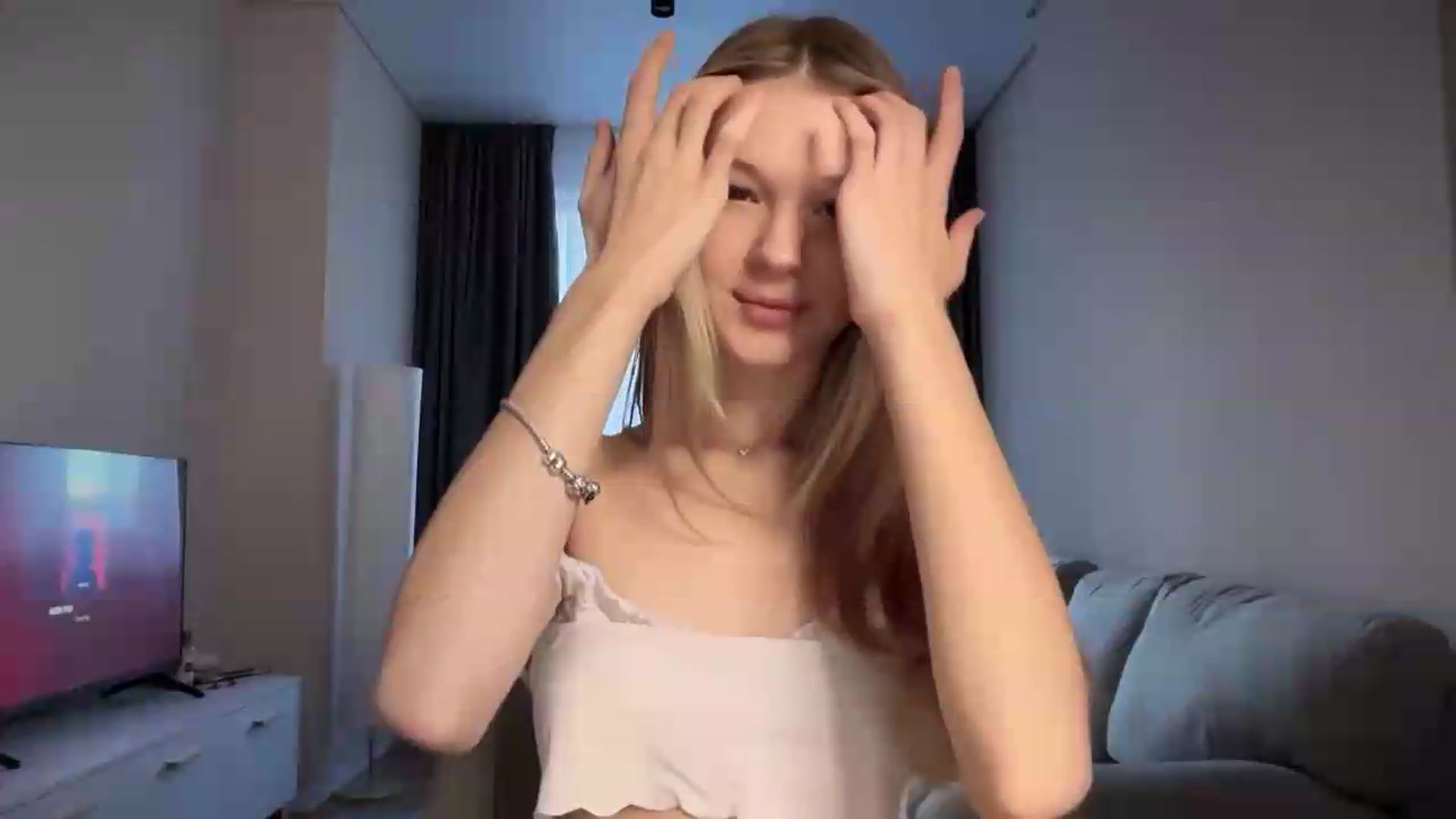 Gallery image thumbnail from CuteBlonde's myfreecams stream on, 08/30/2026, 04:48 image 11 of 20