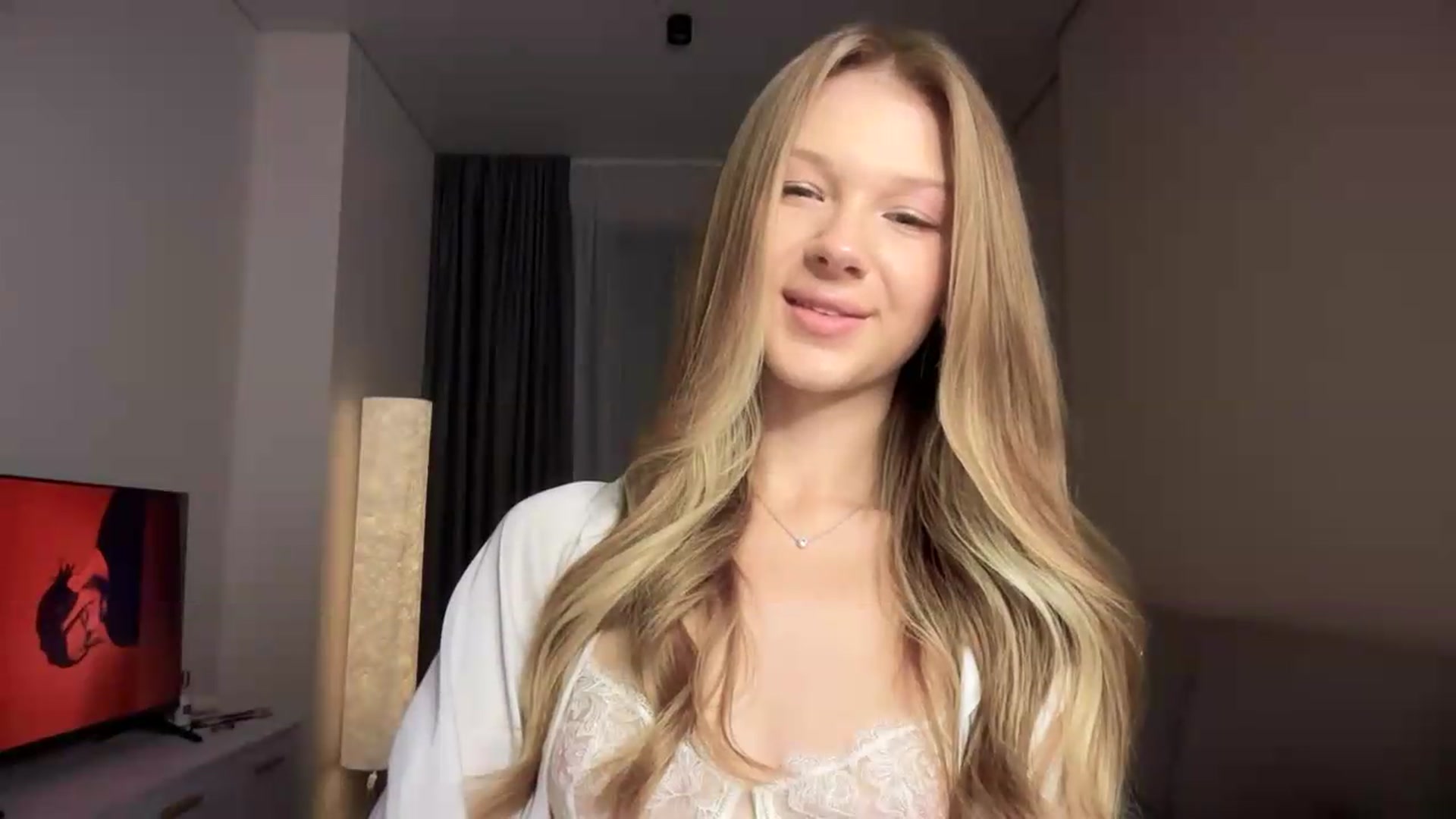 Gallery image thumbnail from CuteBlonde's myfreecams stream on, 08/30/2026, 22:33 image 15 of 20