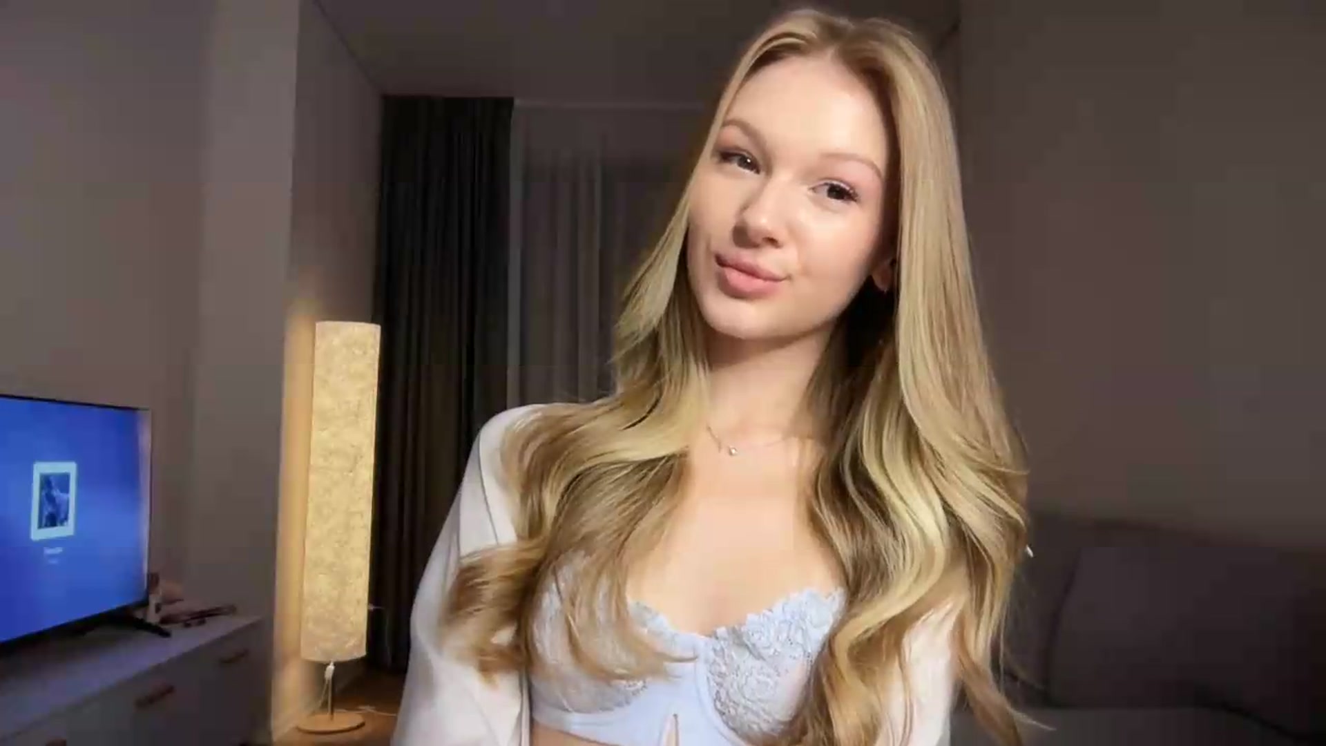 Gallery image thumbnail from CuteBlonde's myfreecams stream on, 09/09/2026, 18:28 image 20 of 20