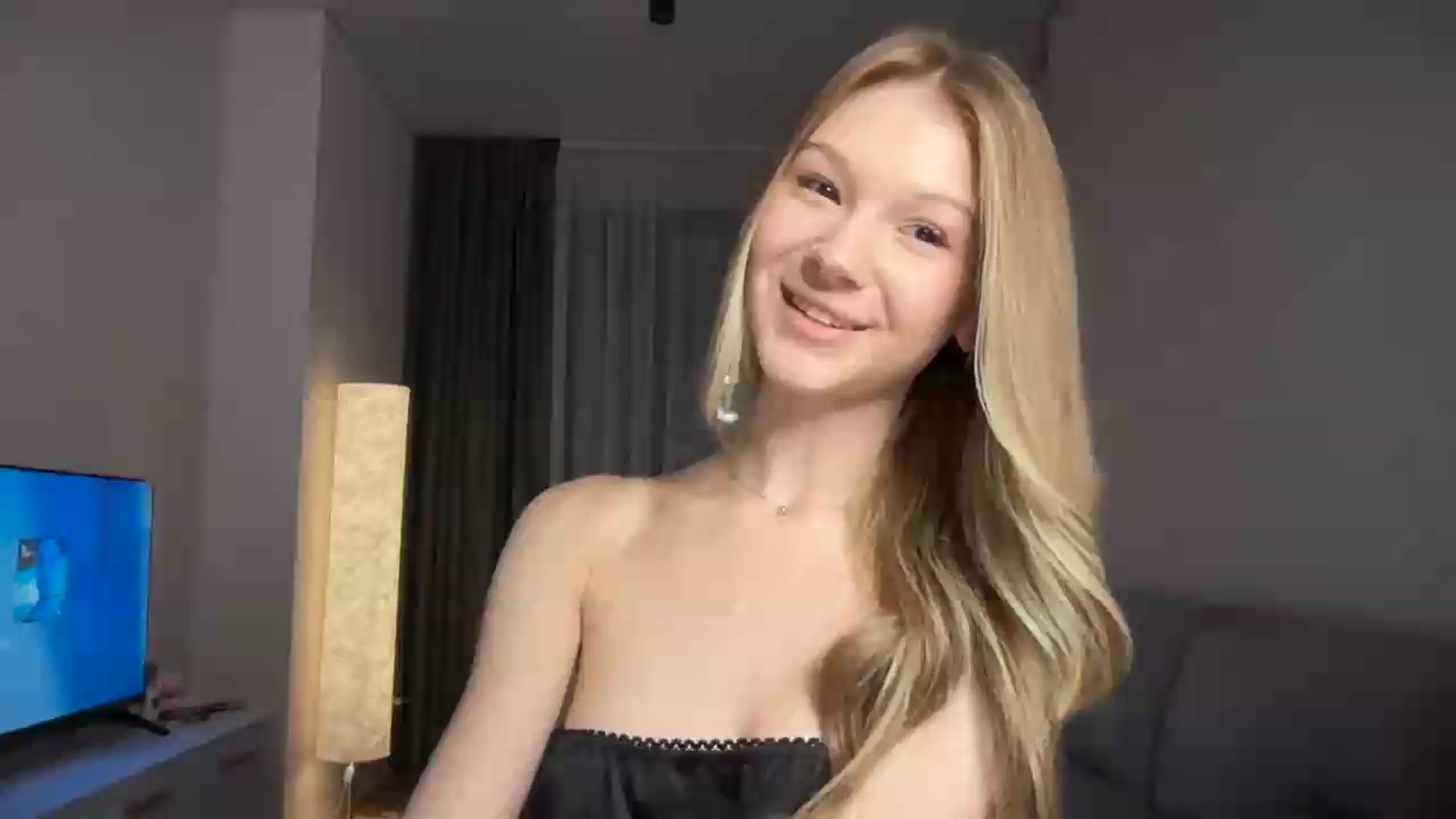Gallery image thumbnail from CuteBlonde's myfreecams stream on, 09/11/2026, 24:00 image 1 of 20
