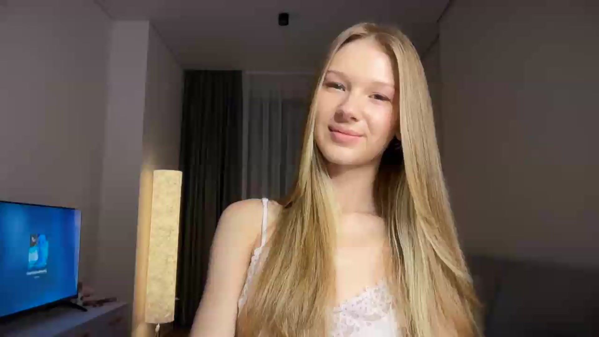 Gallery image thumbnail from CuteBlonde's myfreecams stream on, 09/12/2026, 18:31 image 1 of 20