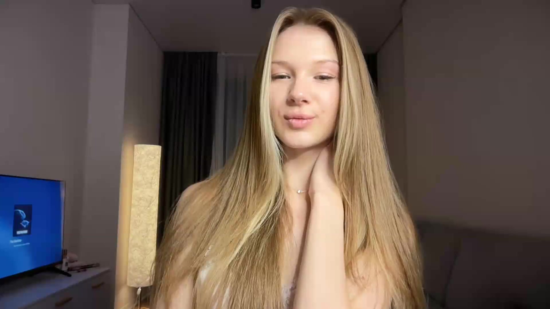 Gallery image thumbnail from CuteBlonde's myfreecams stream on, 09/13/2026, 03:18 image 13 of 20