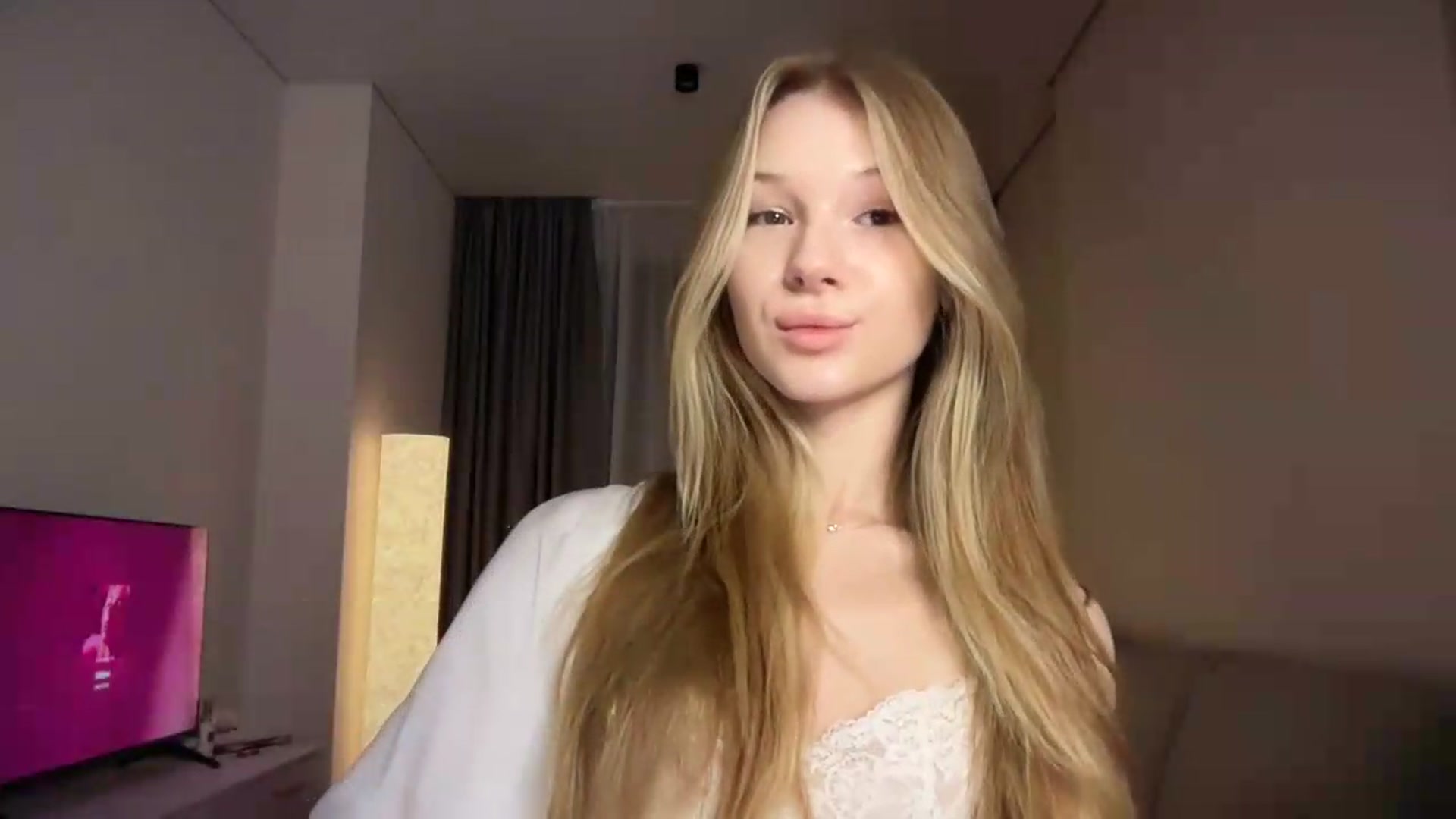 Gallery image thumbnail from CuteBlonde's myfreecams stream on, 09/15/2026, 03:20 image 12 of 20