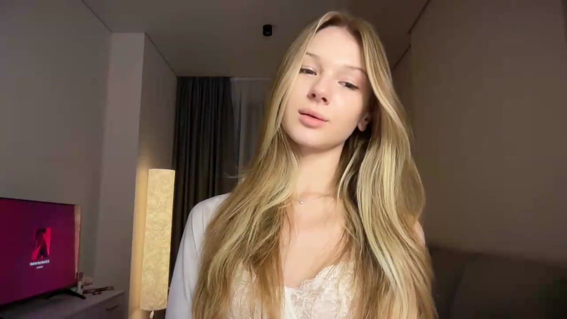 Gallery image thumbnail from CuteBlonde's myfreecams stream on, 09/15/2026, 03:20 image 9 of 20