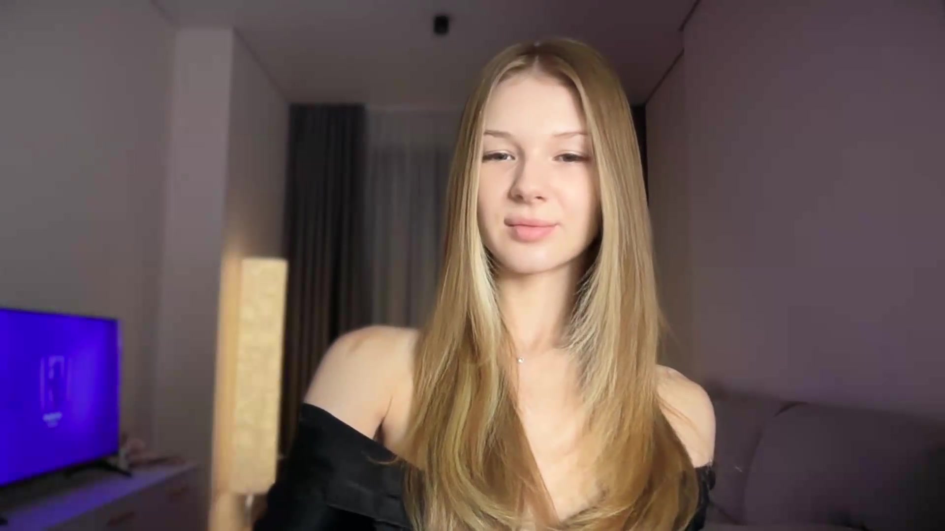Gallery image thumbnail from CuteBlonde's myfreecams stream on, 09/23/2026, 01:25 image 20 of 20
