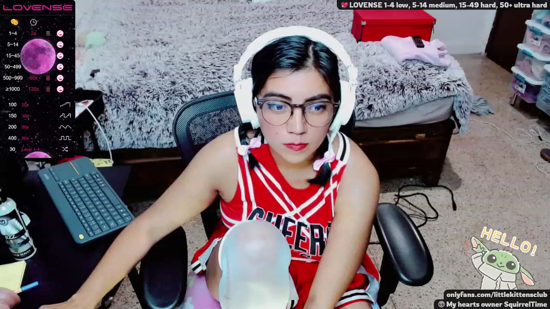 Gallery image thumbnail from CuteCumSlut's myfreecams stream on, 11/16/2022, 02:56 image 10 of 20