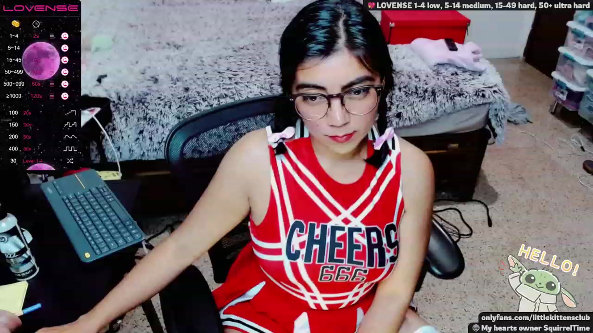 Gallery image thumbnail from CuteCumSlut's myfreecams stream on, 11/16/2022, 02:56 image 11 of 20