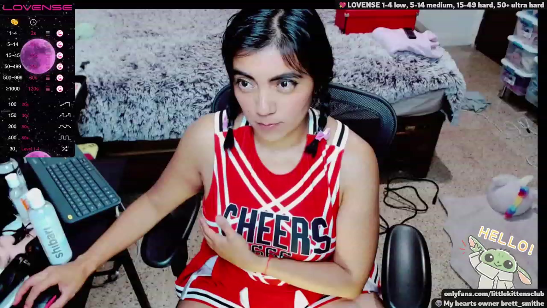 Gallery image thumbnail from CuteCumSlut's myfreecams stream on, 11/16/2022, 10:19 image 12 of 20