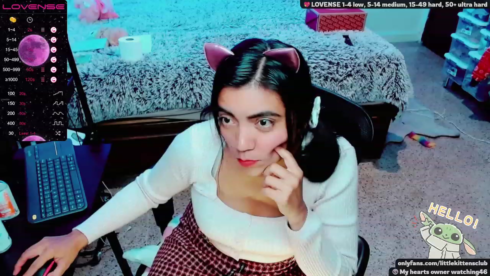 Gallery image thumbnail from CuteCumSlut's myfreecams stream on, 11/18/2022, 24:01 image 4 of 20