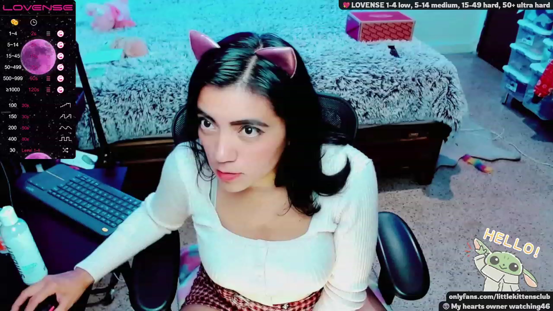 Gallery image thumbnail from CuteCumSlut's myfreecams stream on, 11/18/2022, 24:01 image 15 of 20