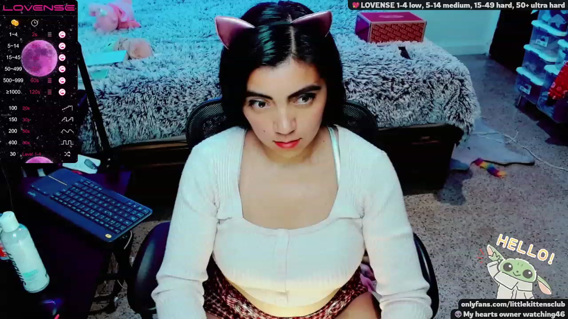 Gallery image thumbnail from CuteCumSlut's myfreecams stream on, 11/18/2022, 24:01 image 14 of 20