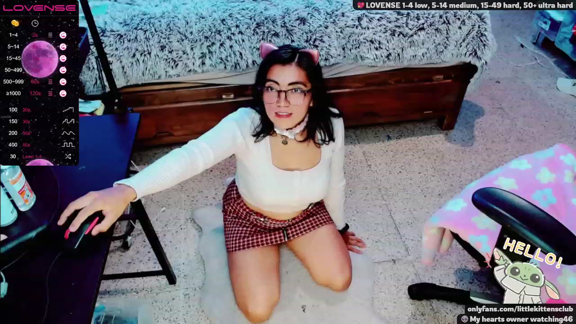 Gallery image thumbnail from CuteCumSlut's myfreecams stream on, 11/18/2022, 04:05 image 2 of 20