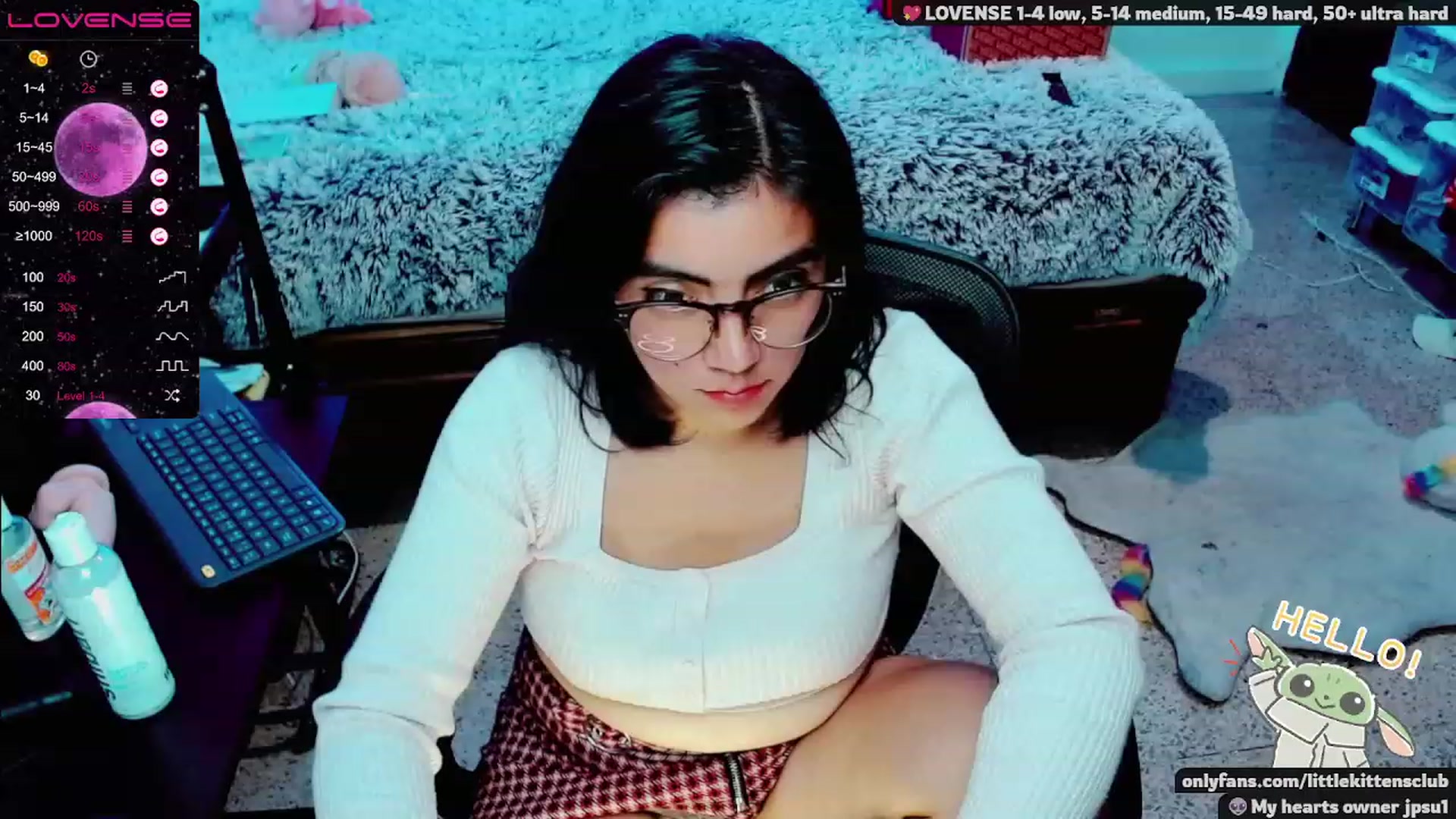 Gallery image thumbnail from CuteCumSlut's myfreecams stream on, 11/18/2022, 05:05 image 5 of 20