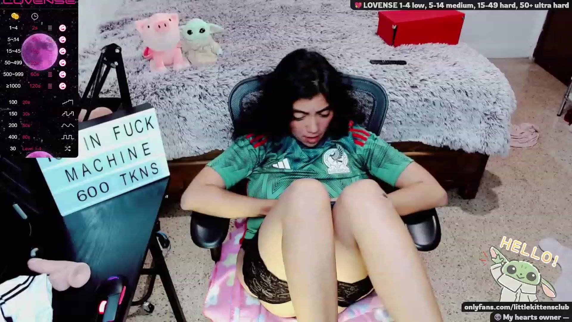 Gallery image thumbnail from CuteCumSlut's myfreecams stream on, 11/22/2022, 05:25 image 8 of 20