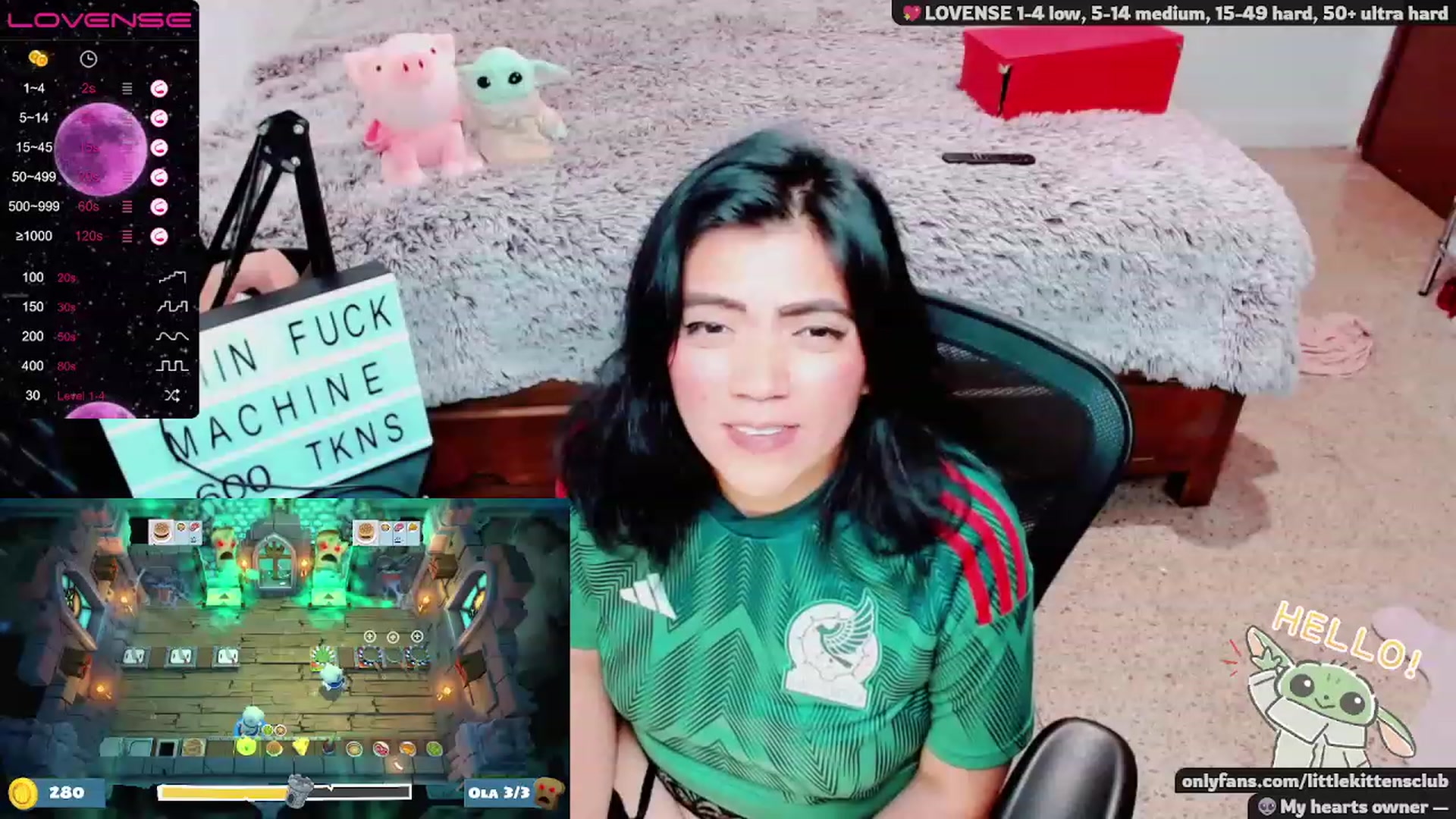 Gallery image thumbnail from CuteCumSlut's myfreecams stream on, 11/22/2022, 05:25 image 12 of 20