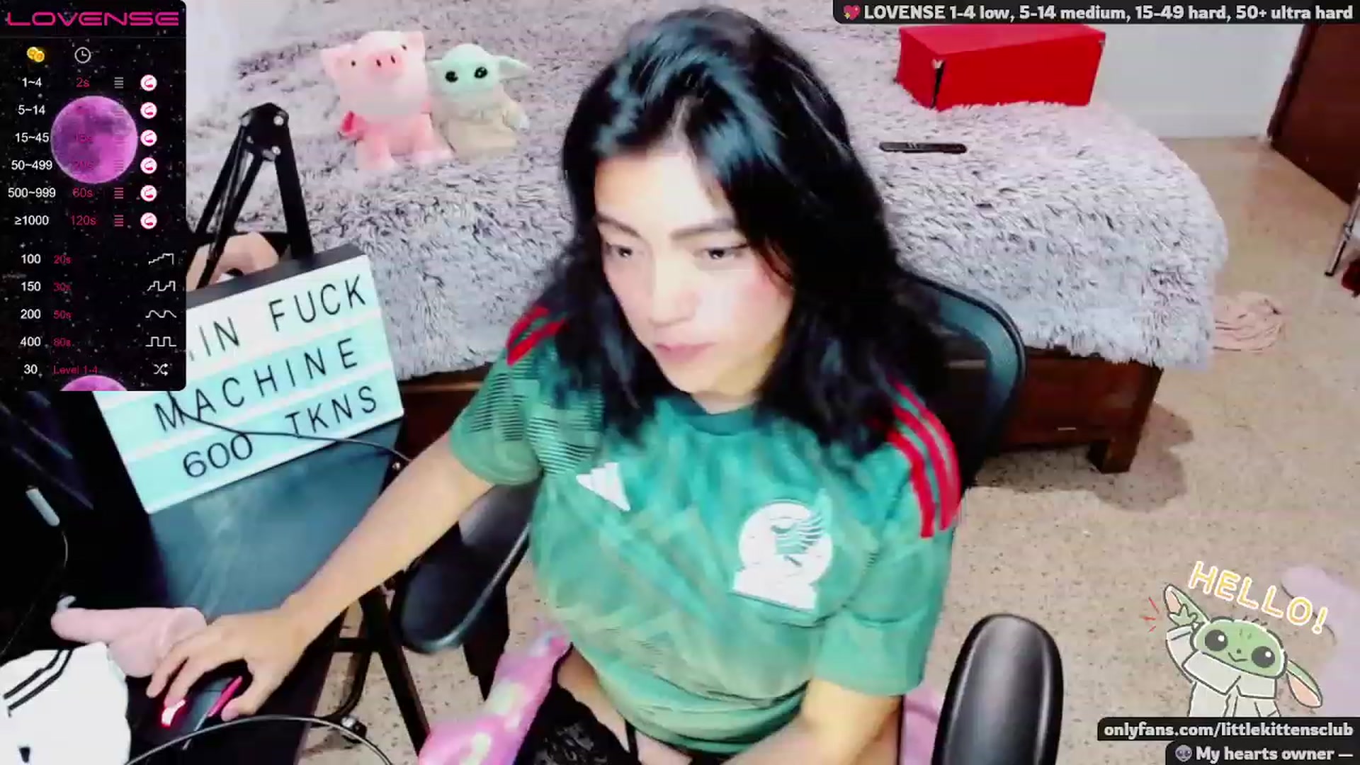 Gallery image thumbnail from CuteCumSlut's myfreecams stream on, 11/22/2022, 05:25 image 13 of 20