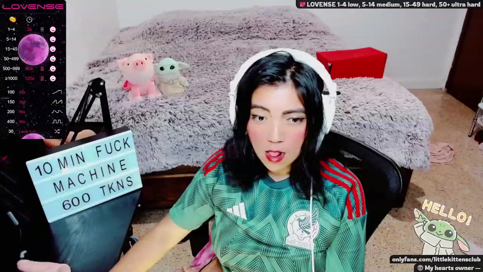Gallery image thumbnail from CuteCumSlut's myfreecams stream on, 11/22/2022, 05:25 image 2 of 20
