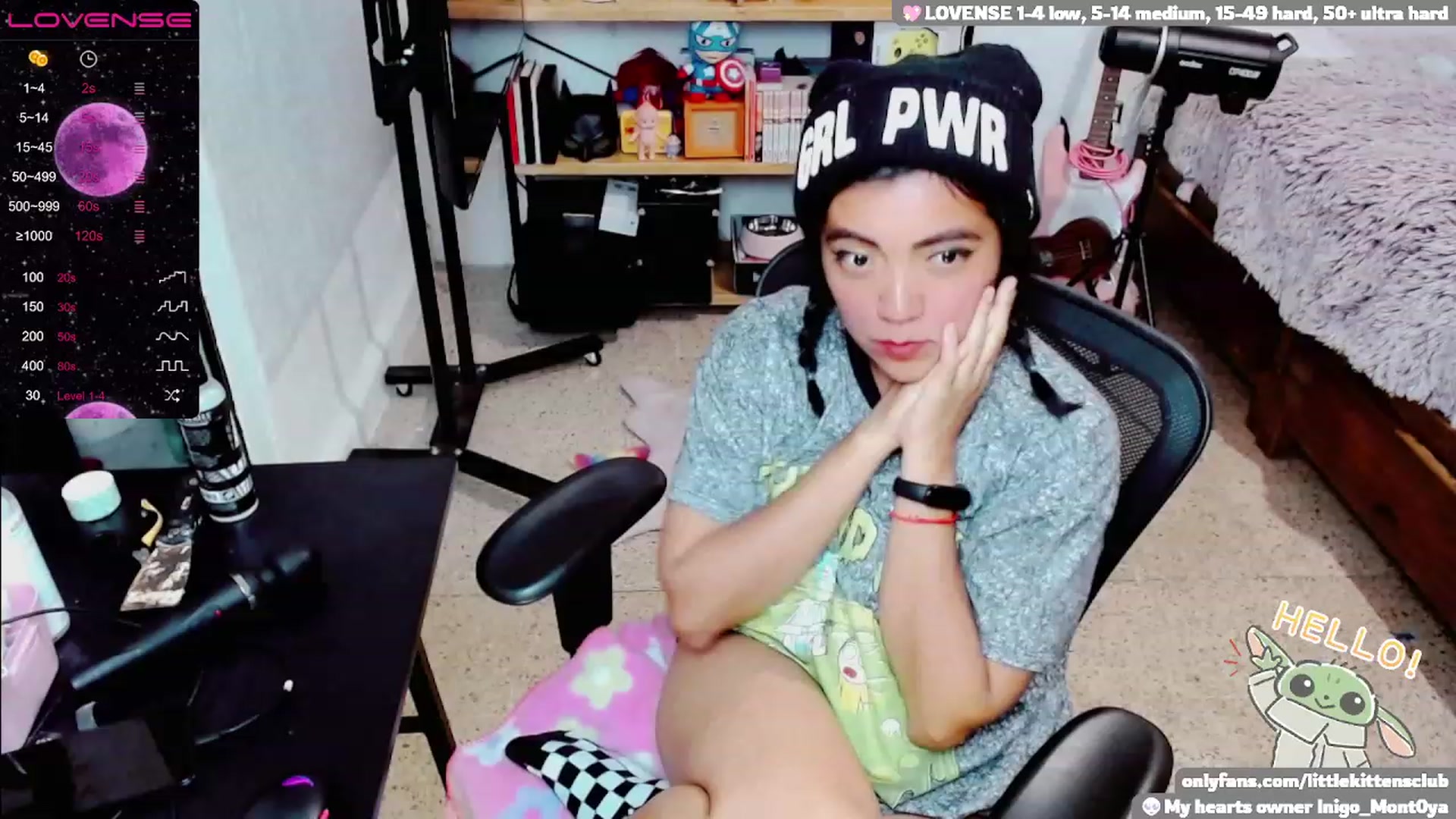 Gallery image thumbnail from CuteCumSlut's myfreecams stream on, 11/28/2022, 01:29 image 7 of 20