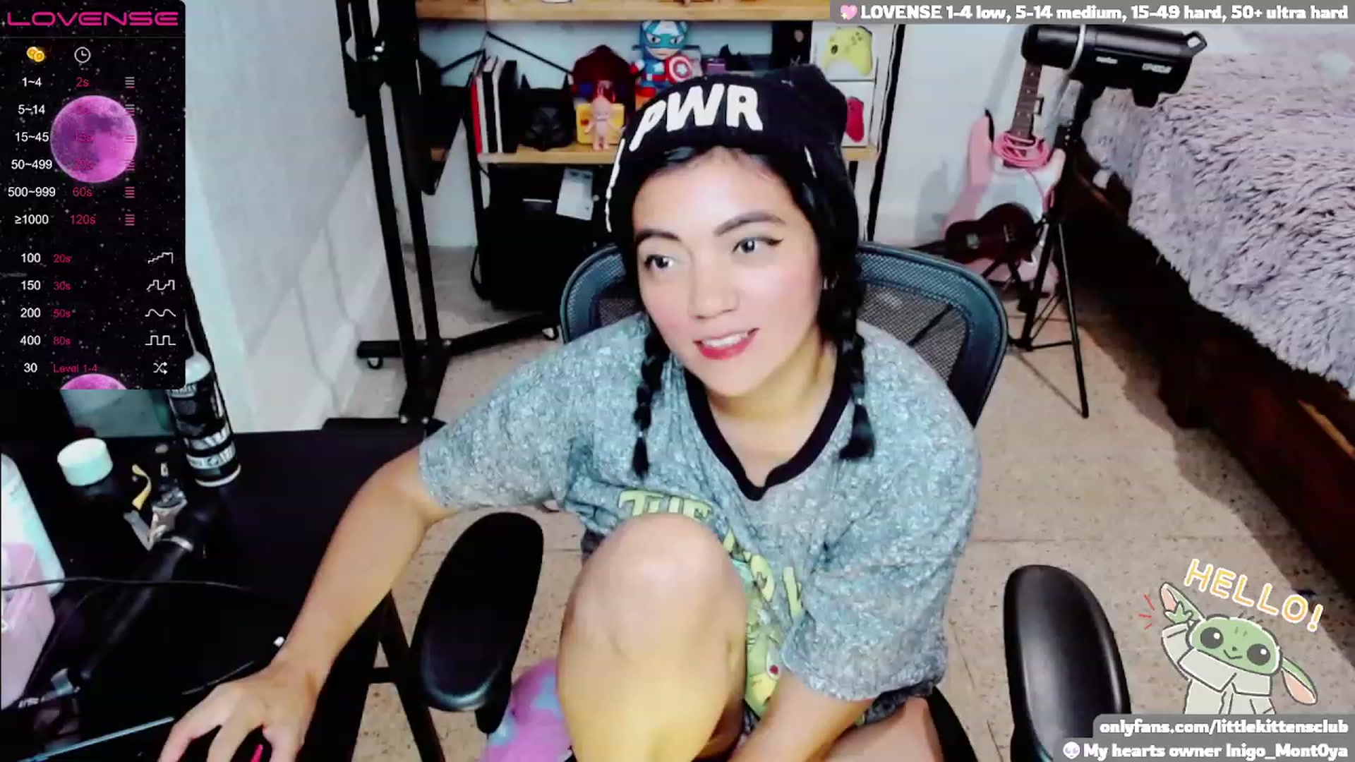 Gallery image thumbnail from CuteCumSlut's myfreecams stream on, 11/28/2022, 01:29 image 4 of 20