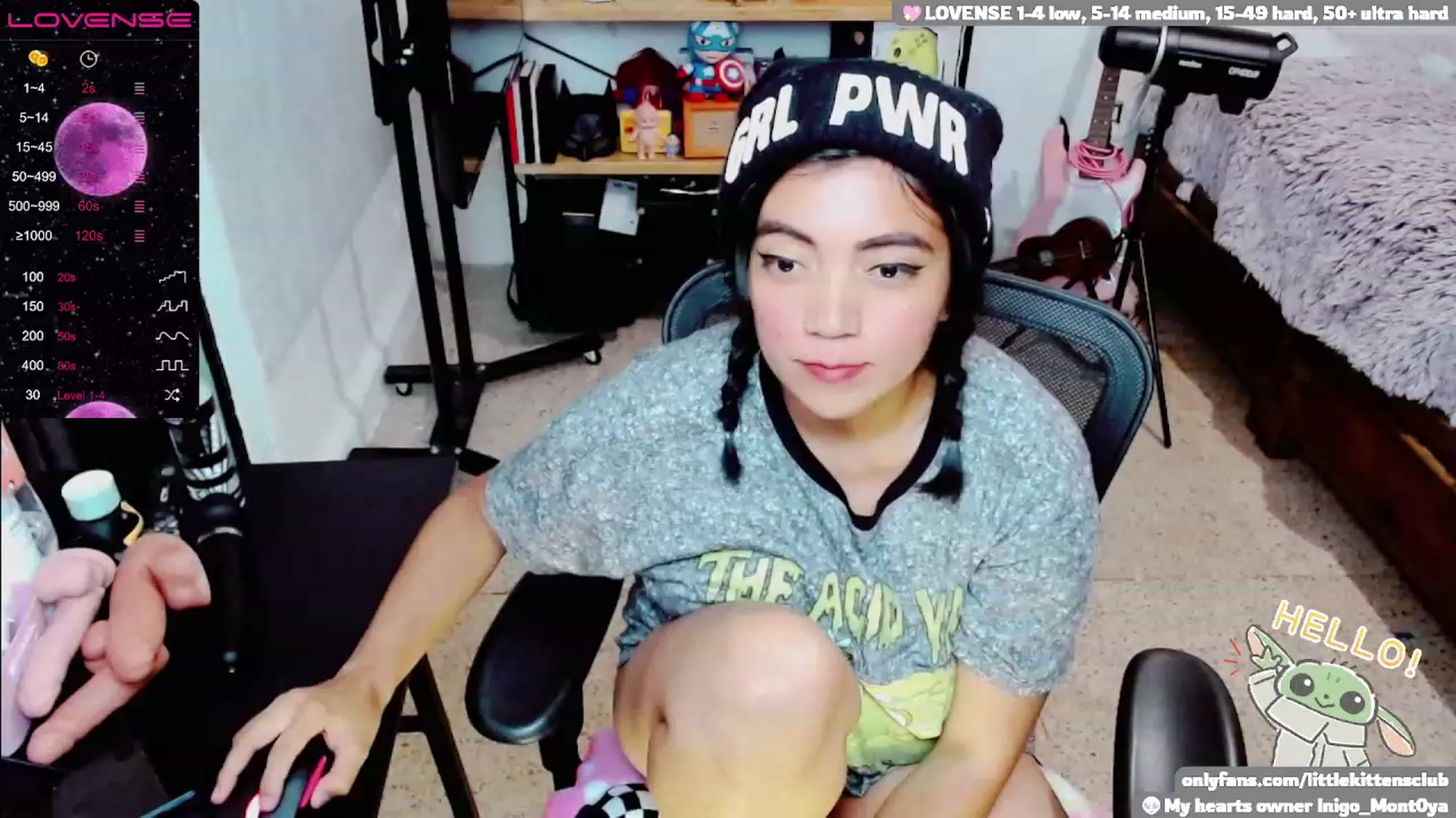 Gallery image thumbnail from CuteCumSlut's myfreecams stream on, 11/28/2022, 01:29 image 10 of 20