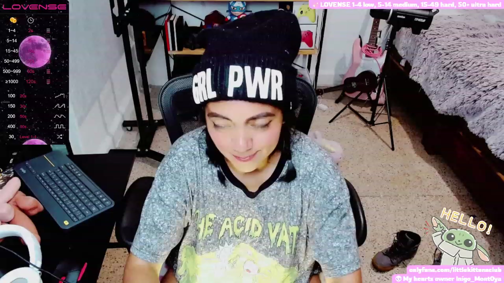 Gallery image thumbnail from CuteCumSlut's myfreecams stream on, 11/28/2022, 05:13 image 19 of 20