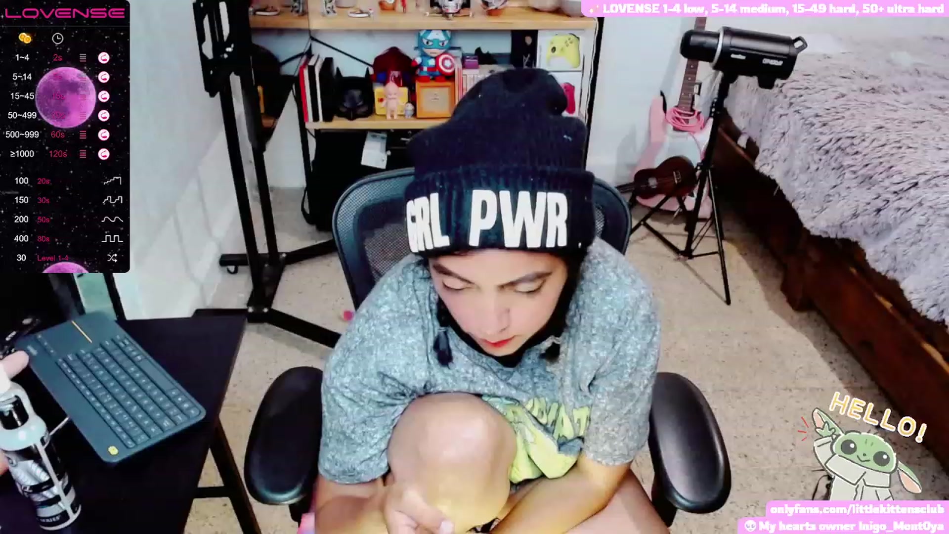 Gallery image thumbnail from CuteCumSlut's myfreecams stream on, 11/28/2022, 06:50 image 7 of 20