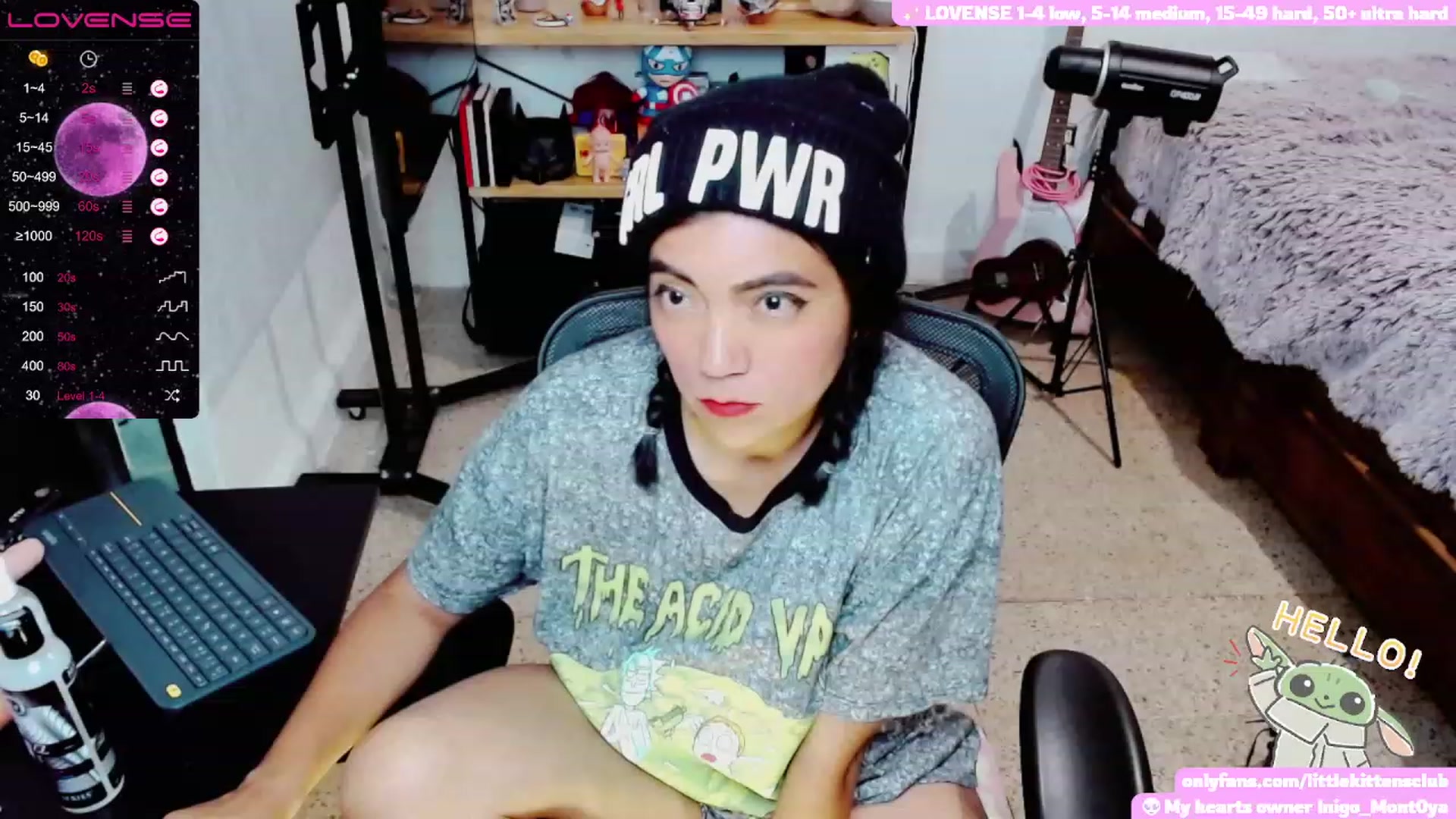 Gallery image thumbnail from CuteCumSlut's myfreecams stream on, 11/28/2022, 06:50 image 10 of 20