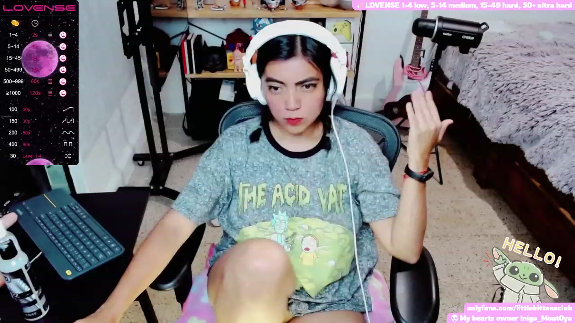 Gallery image thumbnail from CuteCumSlut's myfreecams stream on, 11/28/2022, 06:50 image 5 of 20