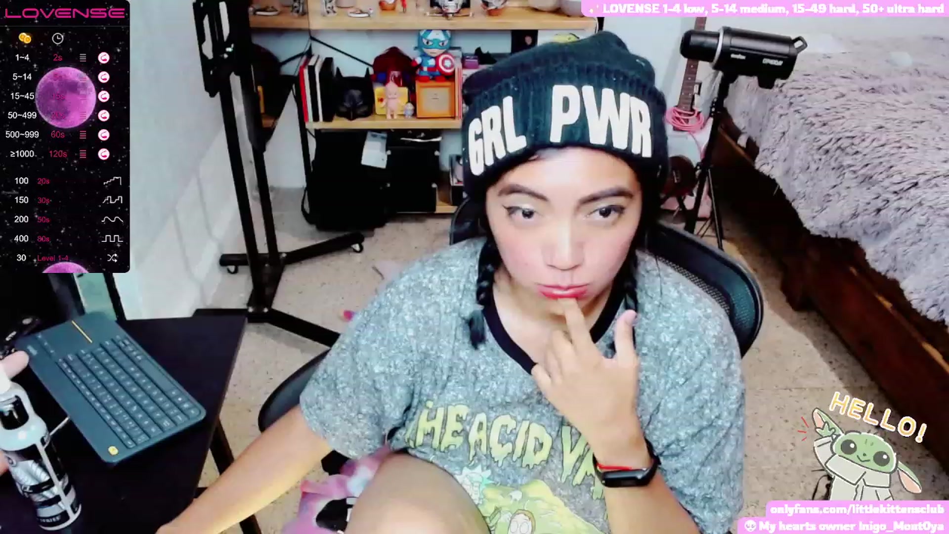 Gallery image thumbnail from CuteCumSlut's myfreecams stream on, 11/28/2022, 06:50 image 15 of 20