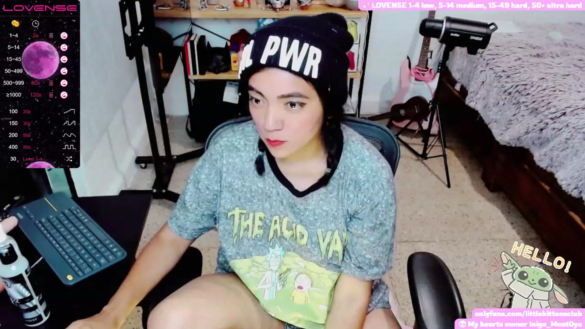 Gallery image thumbnail from CuteCumSlut's myfreecams stream on, 11/28/2022, 06:50 image 12 of 20