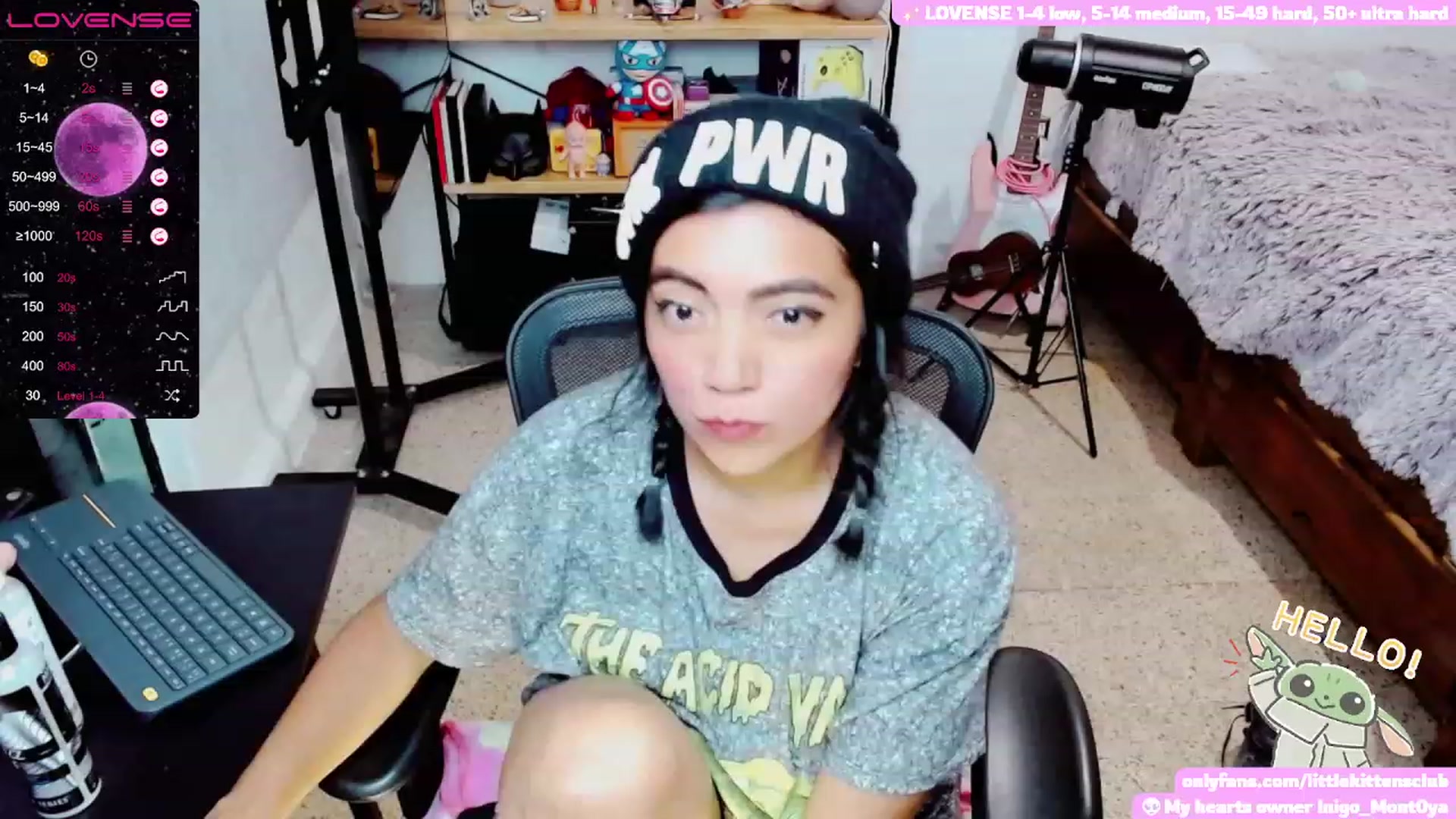 Gallery image thumbnail from CuteCumSlut's myfreecams stream on, 11/28/2022, 07:30 image 5 of 20